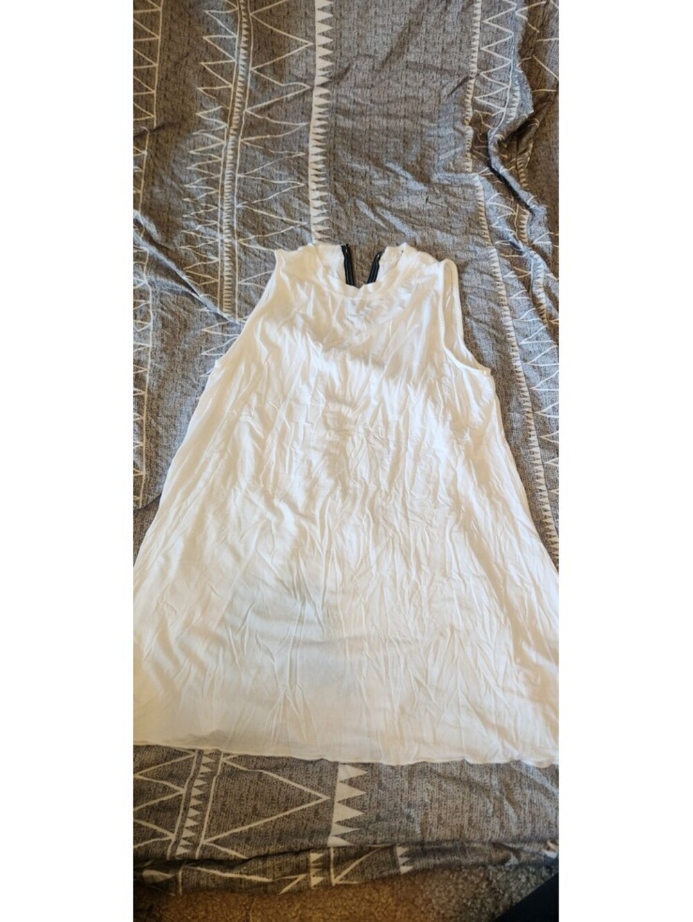 POL White Sleeveless Dress with Front Zipper, Size Medium
